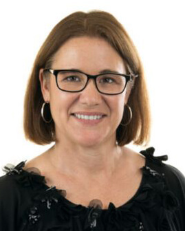 Portrait of Jacqui Gilligan